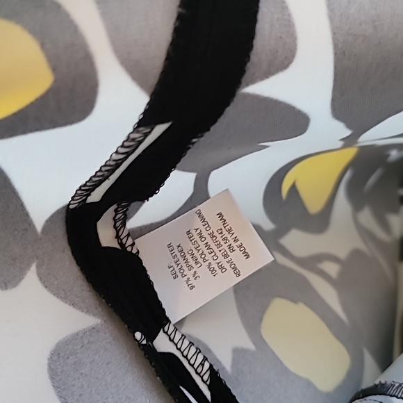 London Times dress with pockets, size 8 but fits like a 4/6. - Picture 3 of 7